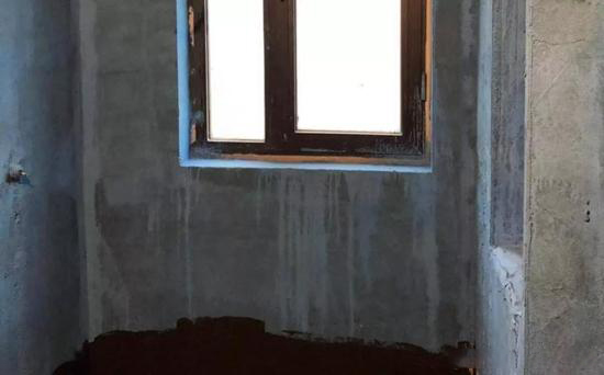 聚合物防水涂料能不能加水?防水涂料为什么不能加水?